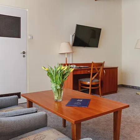 Zespół Dolina Białego - Biały Potok 3*